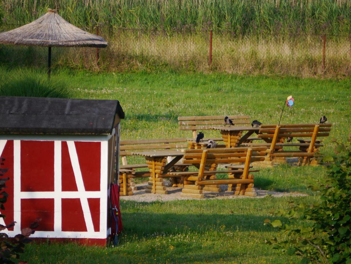 Pension Achteridyll Uckeritz Exteriér fotografie